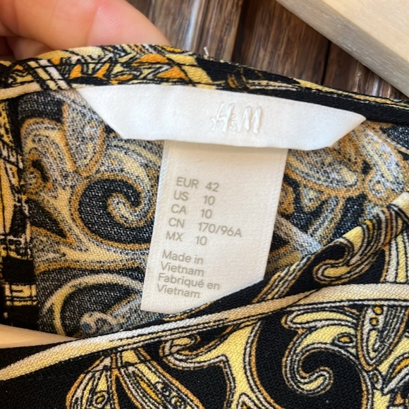 H&M Pattern Mini Dress - Picture 7 of 12